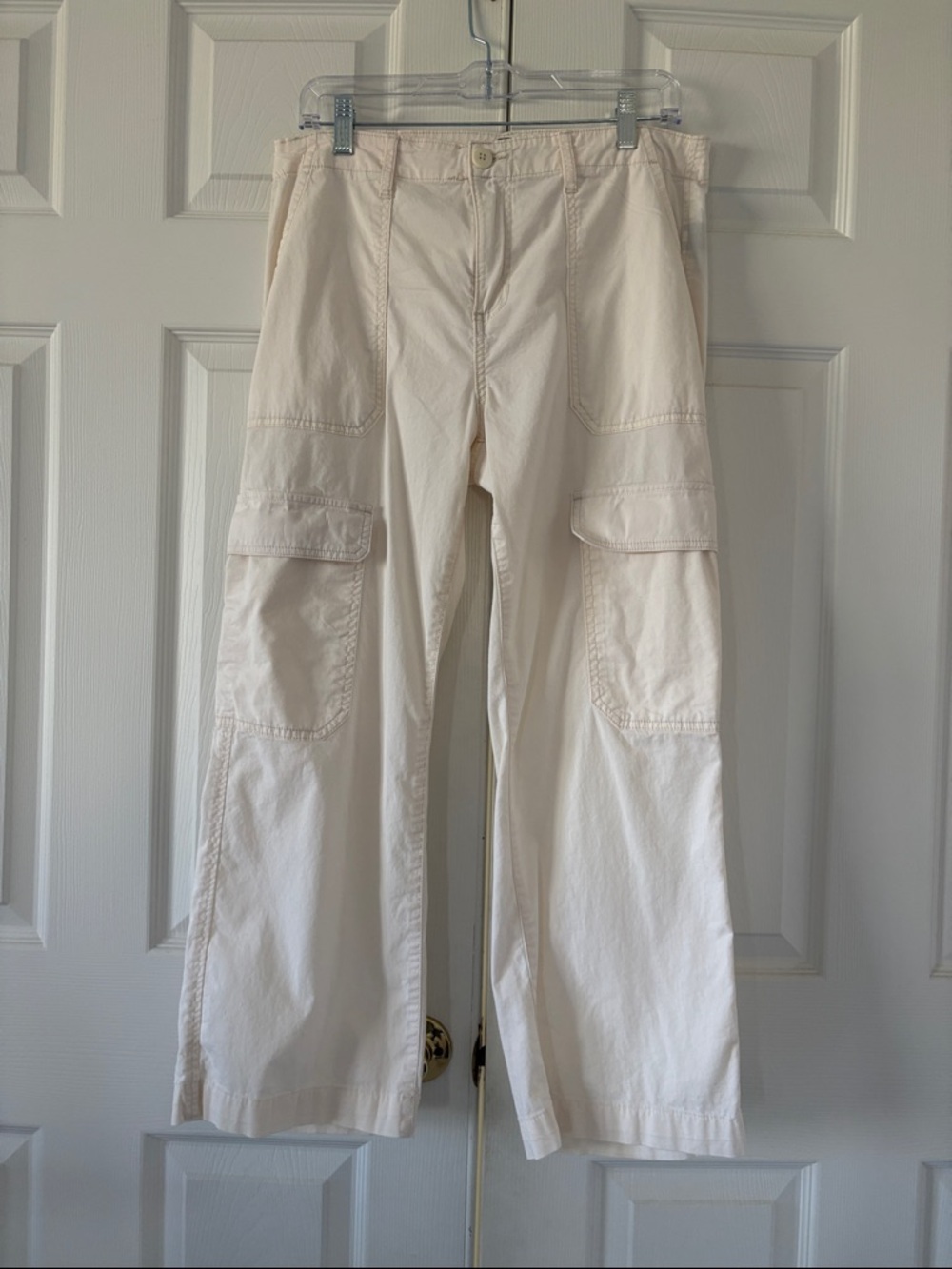 Sanctuary Cropped Cargo Pants with Patch Pockets
